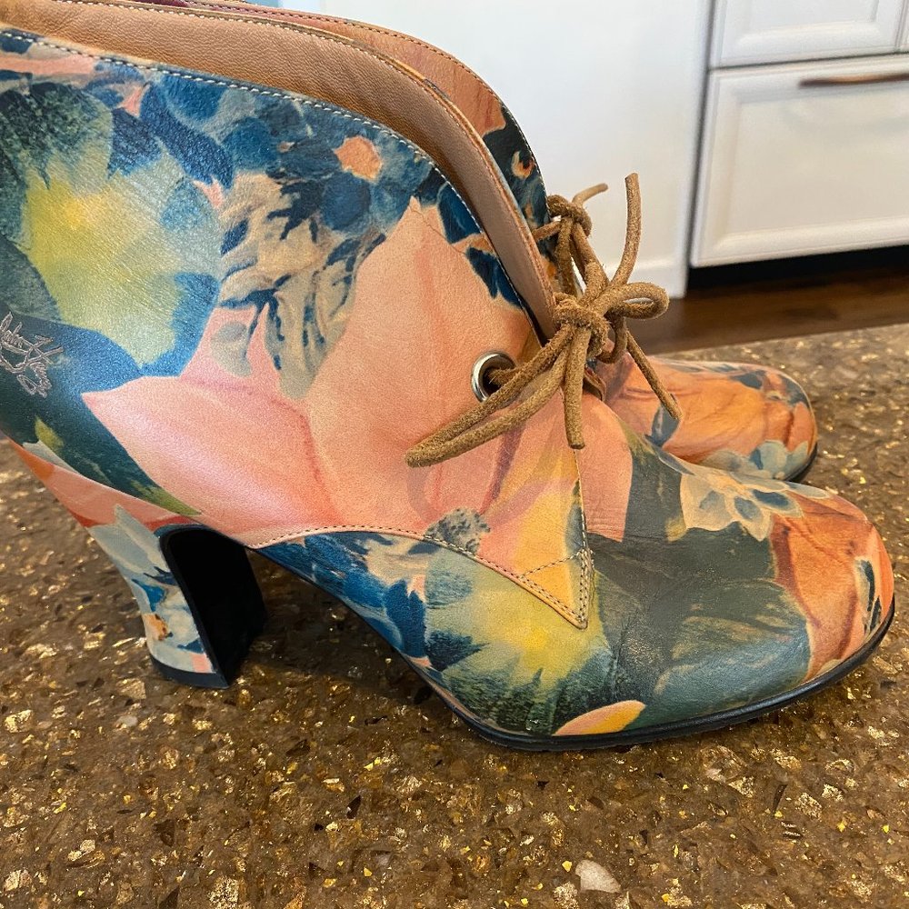 John Fluevog Heels Sz.8.5